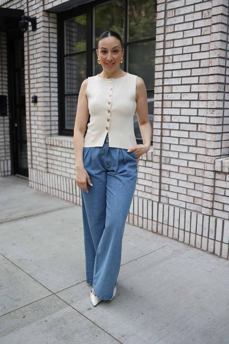 Ivy Fitted Knit Button Down vest