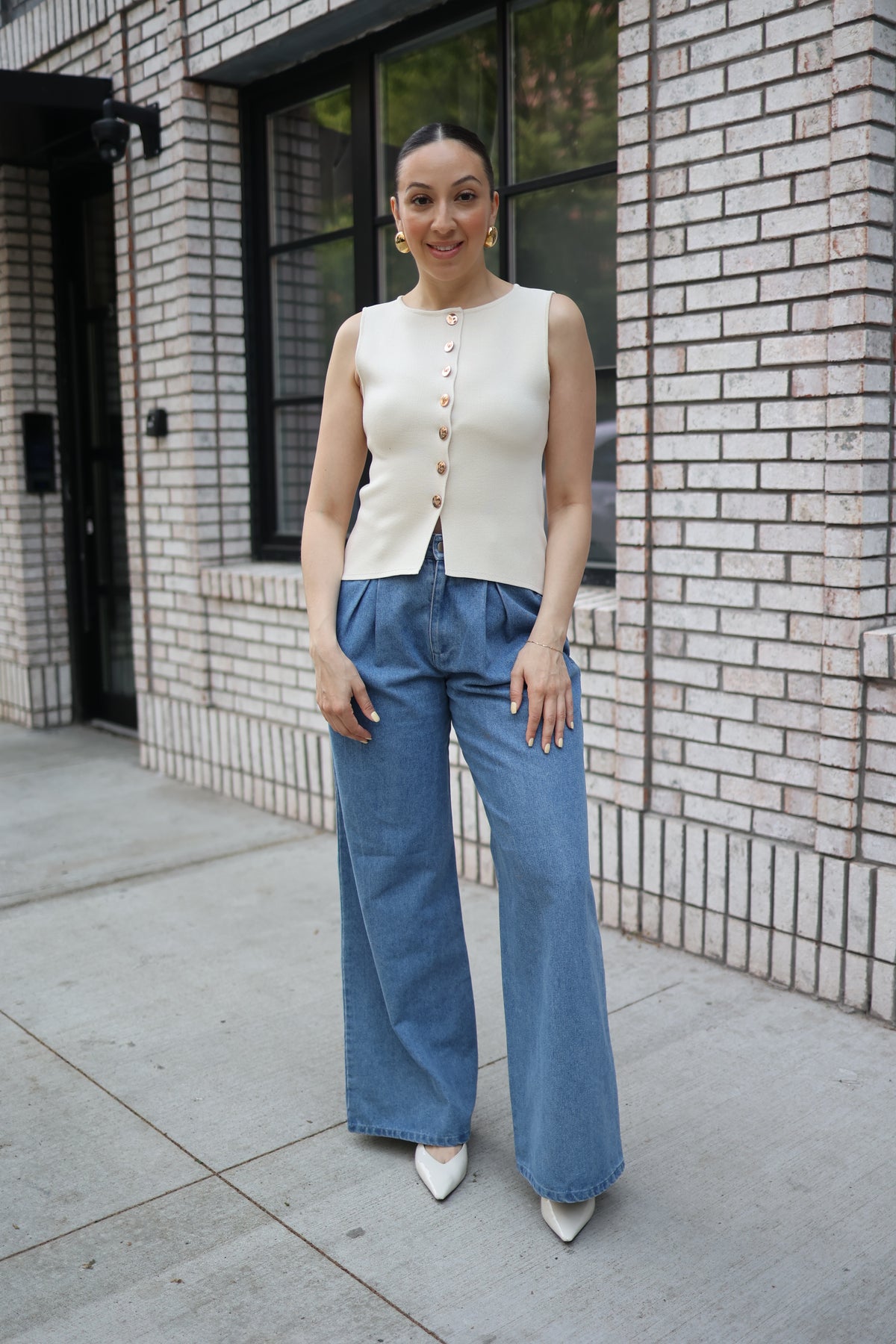 Ivy Fitted Knit Button Down vest